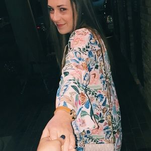 Meet your Posher, Kana