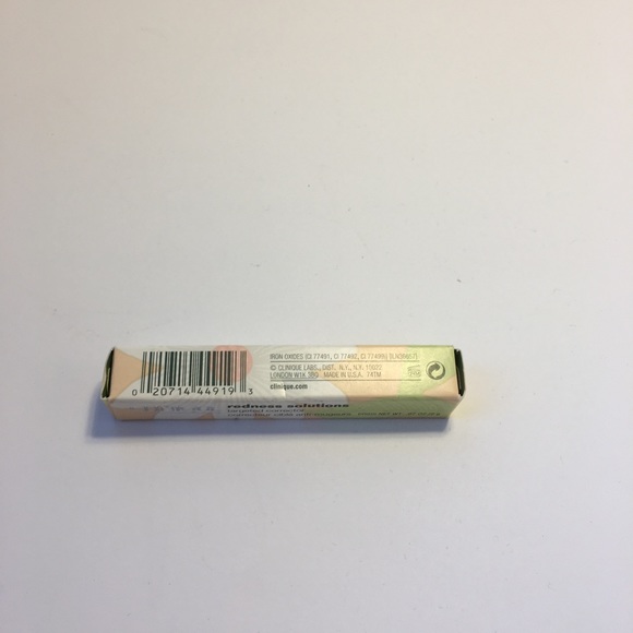 Clinique Redness Solutions - Picture 2 of 4