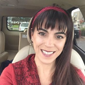 Meet your Posher, Amy