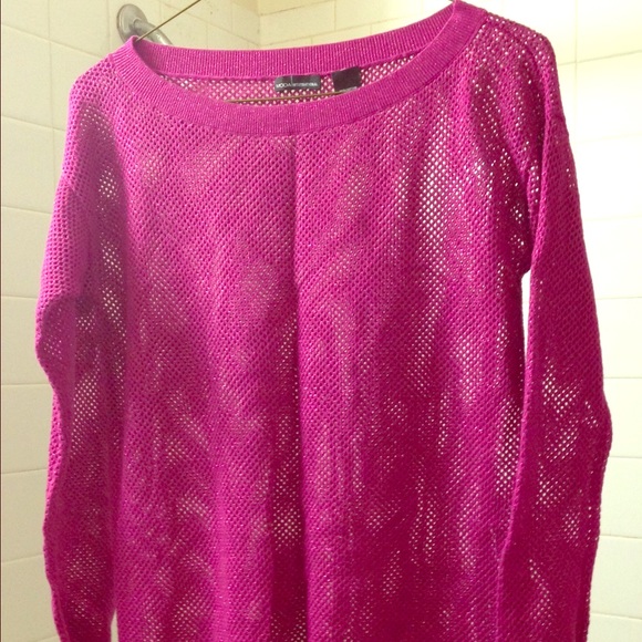 Moda International Tops - VS Moda International top - sz. M