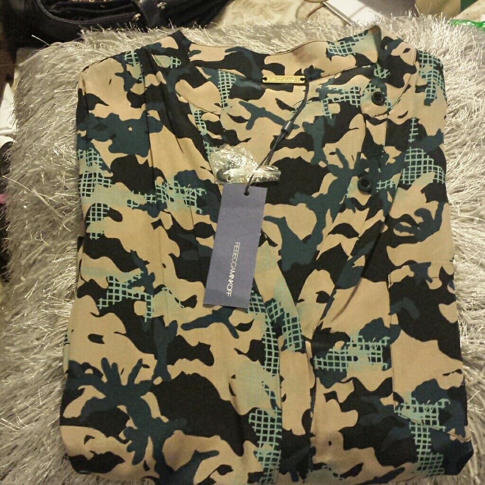 100 % silk Rebecca Minkoff  gorgeous top