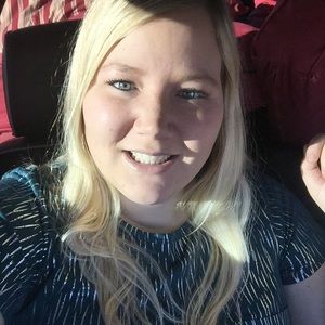 Meet your Posher, Janelle