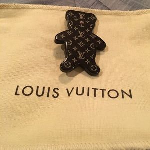 Louis Vuitton Teddy Bear Pin