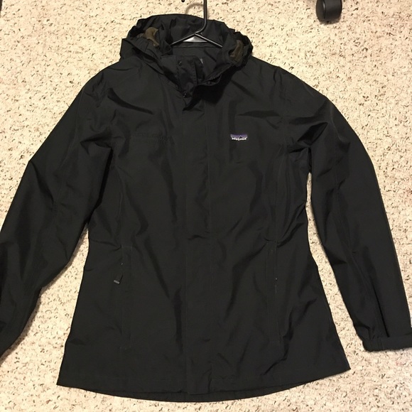 Patagonia Jackets & Blazers - Patagonia jacket/rain coat