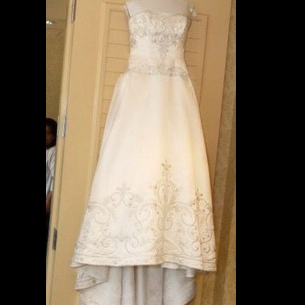 Eve of milady wedding dress