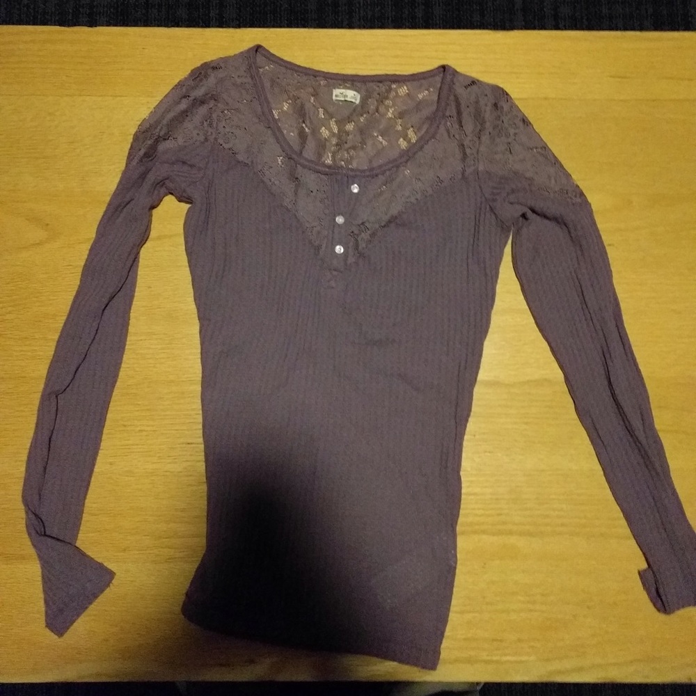 Hollister Detailed Sweater