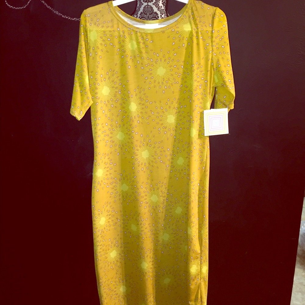 Large LuLaRoe Julia dress