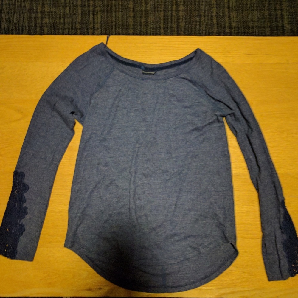 American Eagle Sleeve Detail Sweater