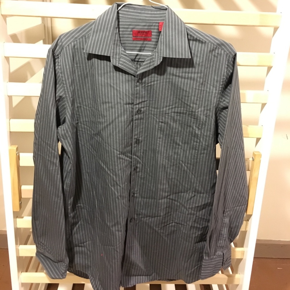 Alfani Fitted button up shirt