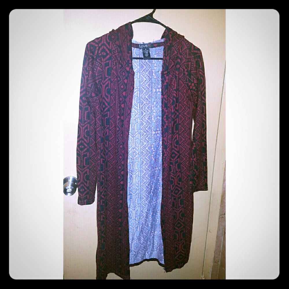 Long burgundy thin sweater