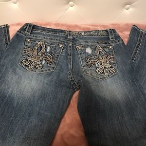 Miss Me signature straight jean size 30x31