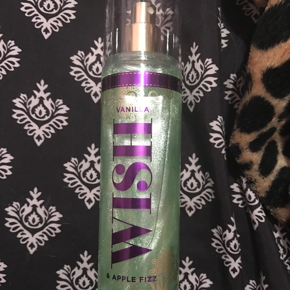 Bath & Body Works Vanilla Wish & Apple Fiz