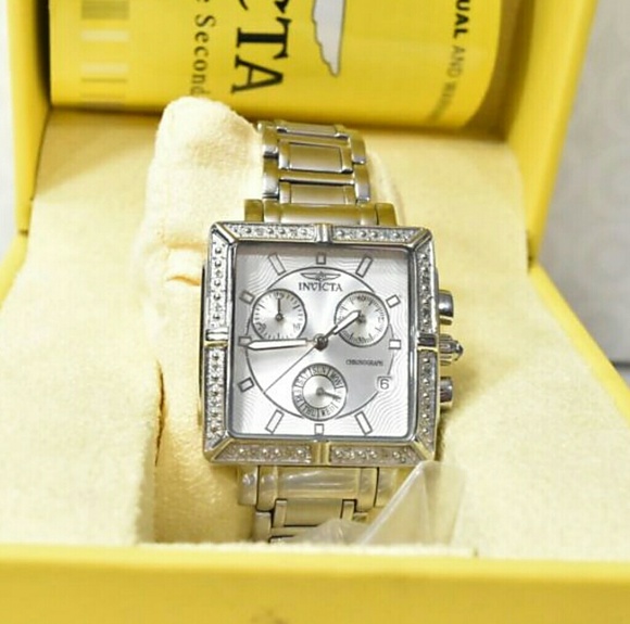 NWT $700 Invicta diamond chronograph watch