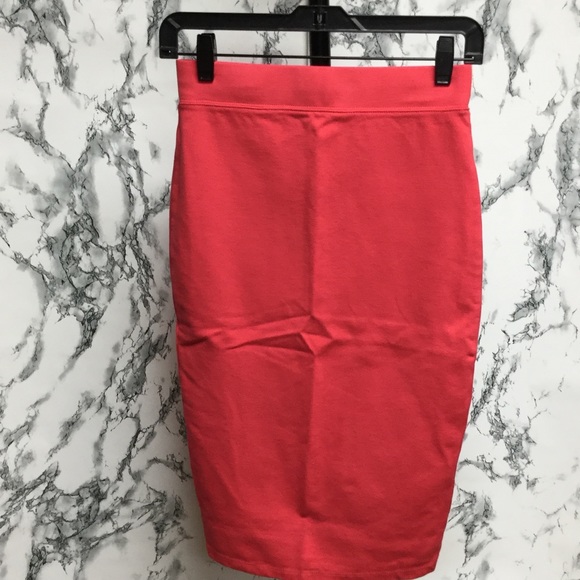 Dresses & Skirts - Coral soft pencil skirt