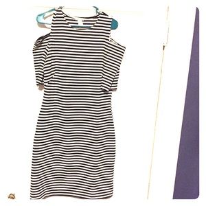 H&M Black and white striped Cold shoulder midi
