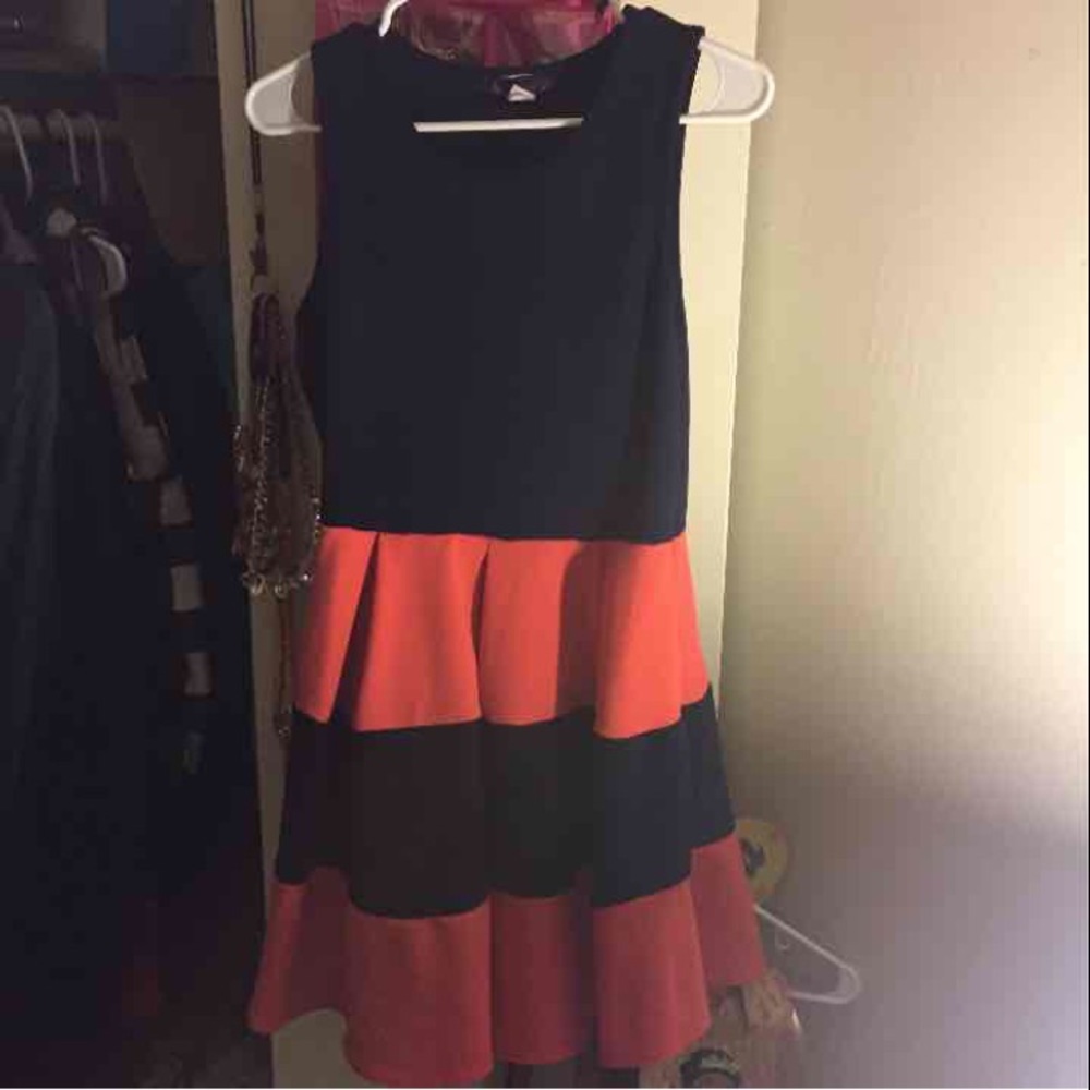 🎁(Myth) Navy Blue & Peach Dress🎁