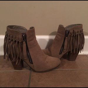 Taupe fringe boots