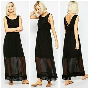 ❌SOLD ❌ [Vero Moda] Boho Lace Detail Maxi Dress