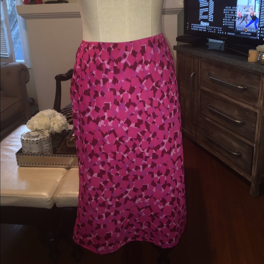 Skirt - Picture 4 of 4