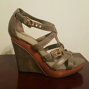 ELLE wedges