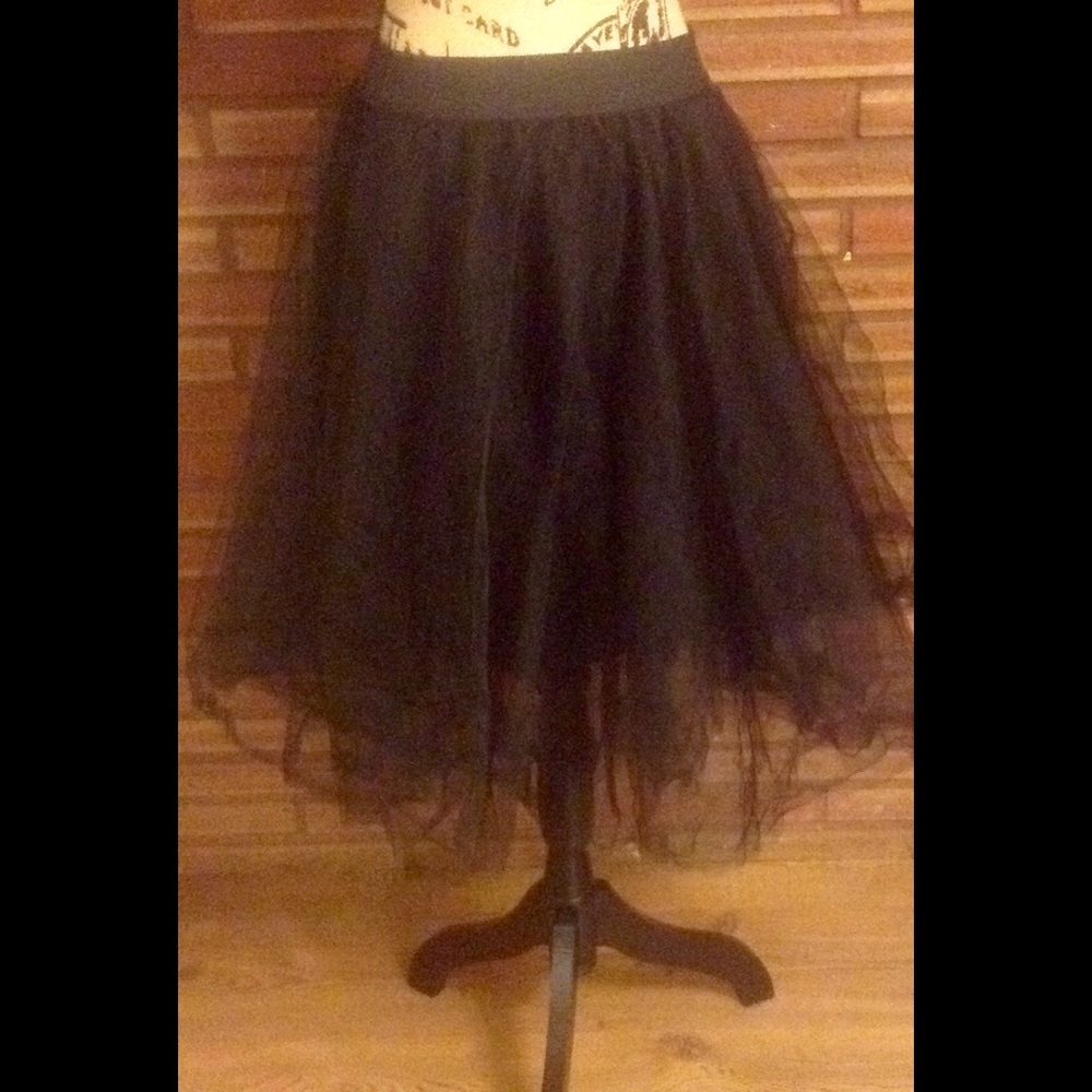 ADORABLE tule skirt with lining👯