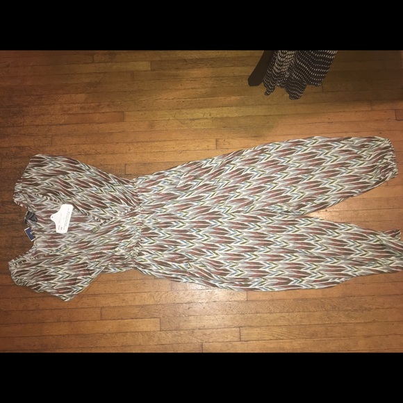 Romper - Picture 2 of 3