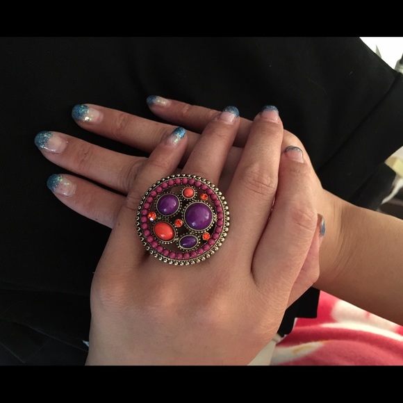 Statement Ring - Picture 1 of 3