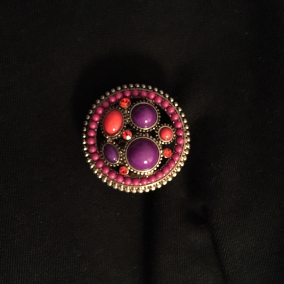 Statement Ring - Picture 2 of 3