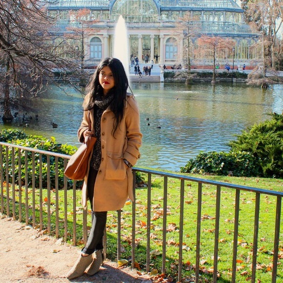 Meet your Posher, Aarti - Picture 1 of 1