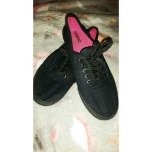 Black canvas shoes