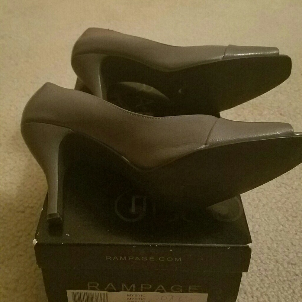 Grey Rampage peep toe heels - Picture 4 of 4