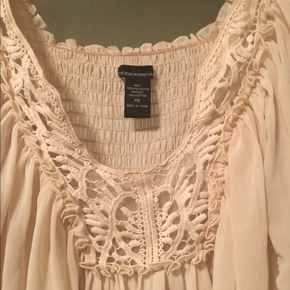 Top - Picture 2 of 2