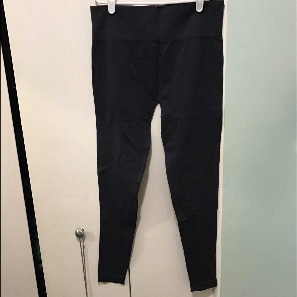 Dark gray nylon/spandex leggings! (NWOT)