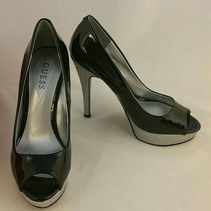 Guess women peep toe pump heels shoes