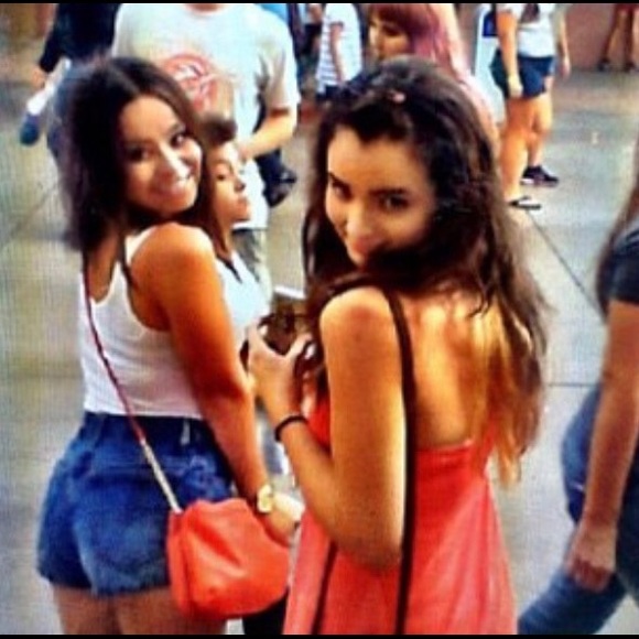 H&M Red Cross Body Bag w/ Adjustable Buckle Strap - Picture 2 of 6