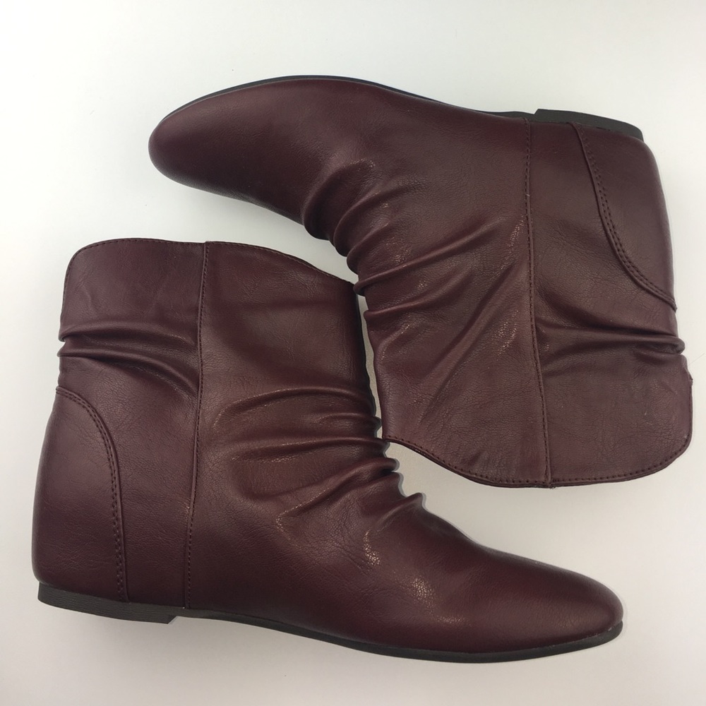 Bongo brand, wine 🍷 color, booties, size 8
