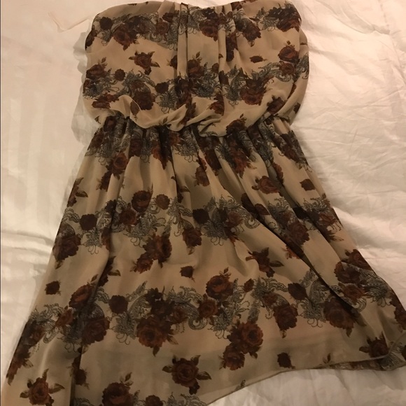 Dress - Picture 1 of 1