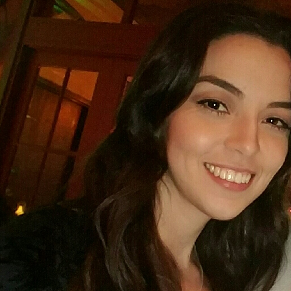 Meet your Posher, Mercedes