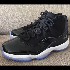 Jordan 11 space jam