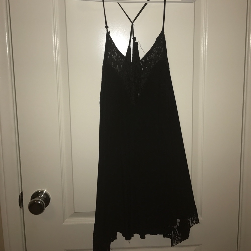 Dress - Picture 3 of 4