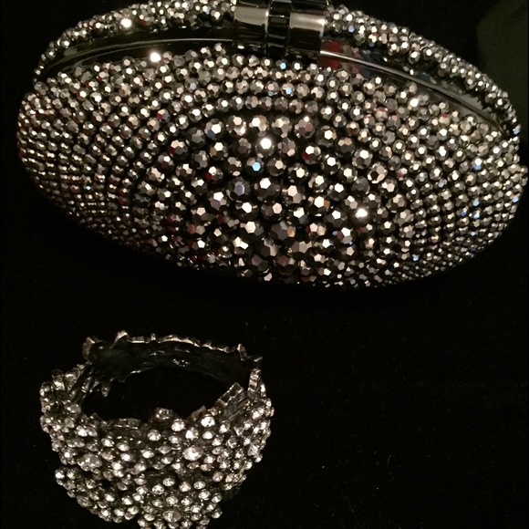 Sondra Roberts clutch NWT - Picture 2 of 3