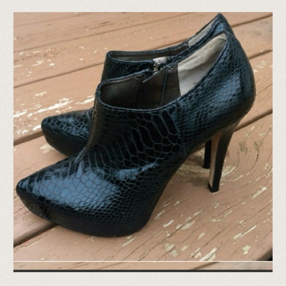 Sam Edelman Snake Skin Print