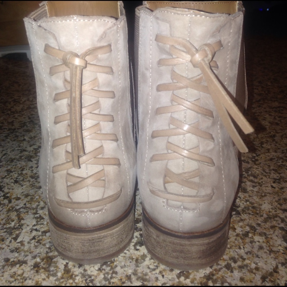 Aldo*** Suede Rustic Ankle Boot