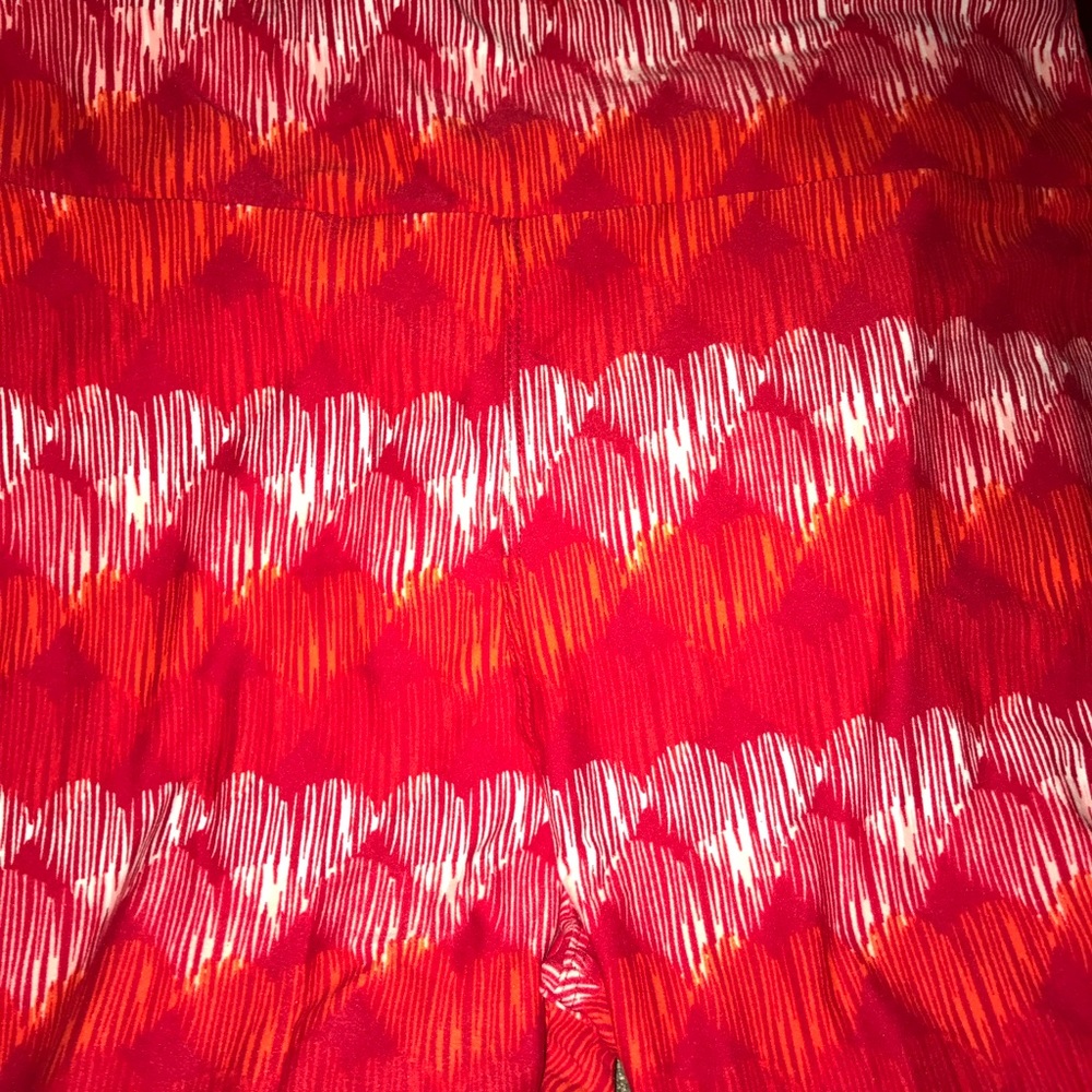 LuLaRoe Valentines Hearts Leggings TC