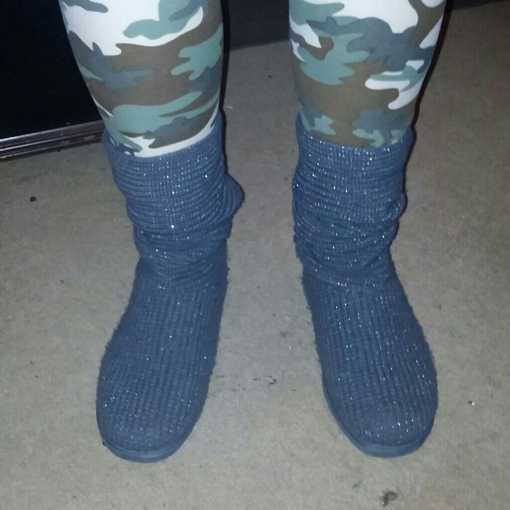 GREY CROCHETED BOOTS
