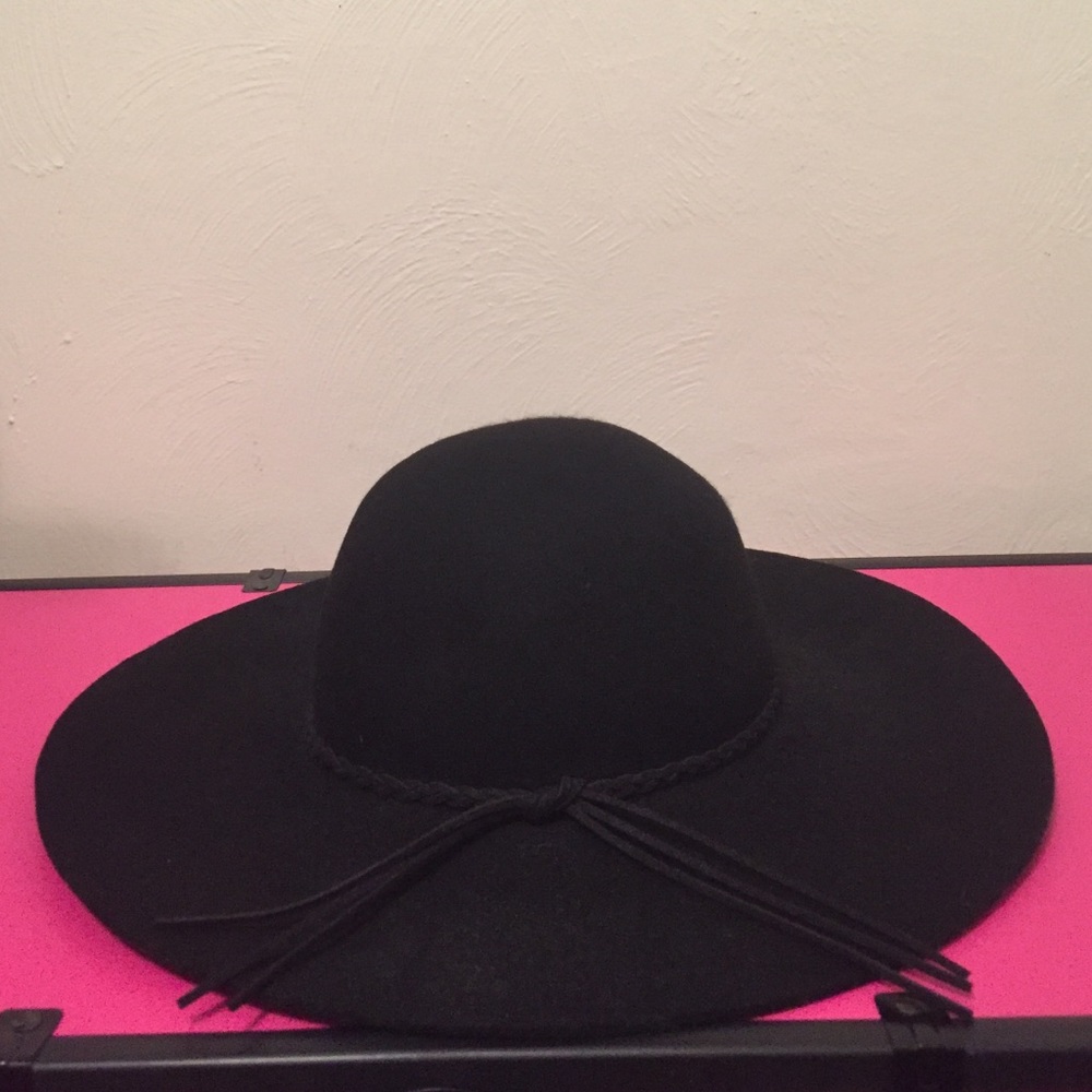 Black hat