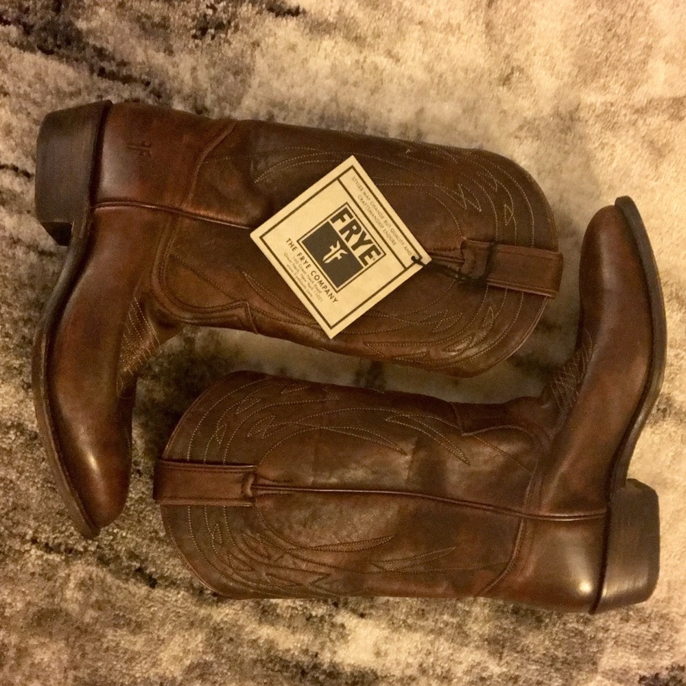 Frye Billy Pull On Cowboy Boots