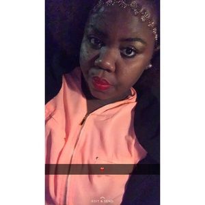 Meet your Posher, Teairra
