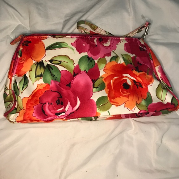 Floral Wristlet Bag Clutch - Picture 4 of 4