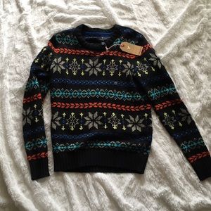 American Eagle Sweater